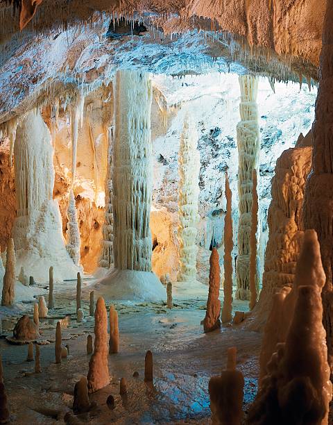 Scopri e visita le Grotte di Frasassi